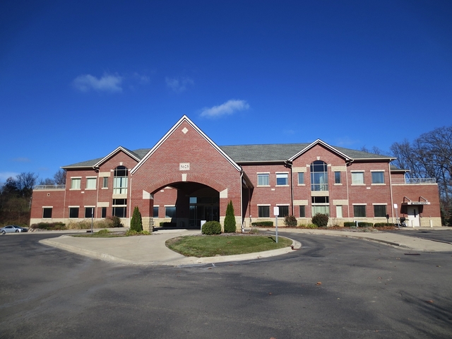 5625 Water Tower Place, Clarkston, MI 48346