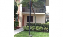 359 LAKEVIEW DR # 104 Fort Lauderdale, FL 33326