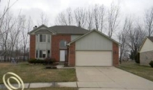 21019 Birchwood Ln Macomb, MI 48044