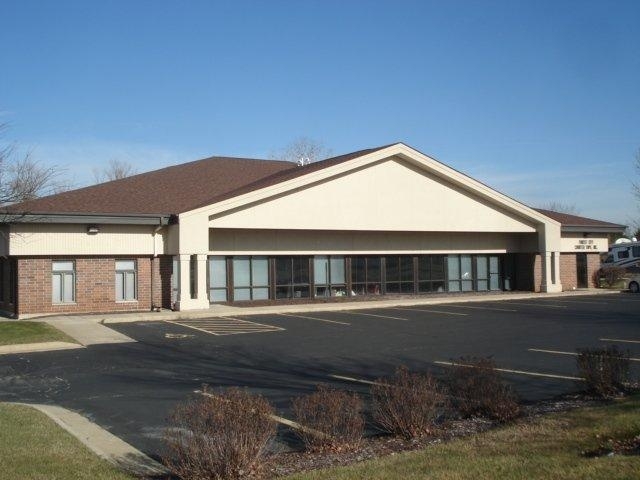 6048 Broadcast Pkwy, Loves Park, IL 61111