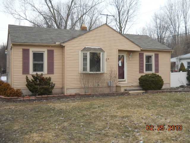 38690 Florence St, Westland, MI 48185