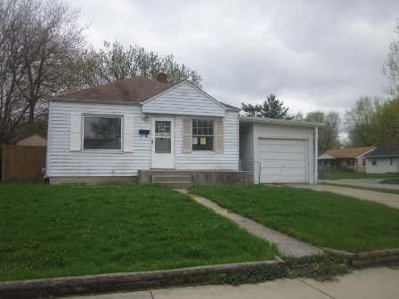 5301 E 19th Pl, Indianapolis, IN 46218
