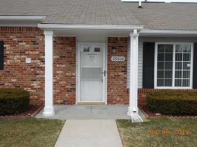 29408 Pendleton Club Dr # 39, Farmington, MI 48336