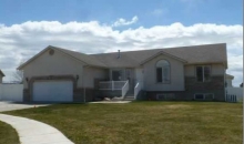 1533 W 2865 S Syracuse, UT 84075