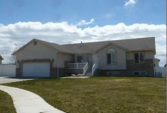 1533 W 2865 S, Syracuse, UT 84075