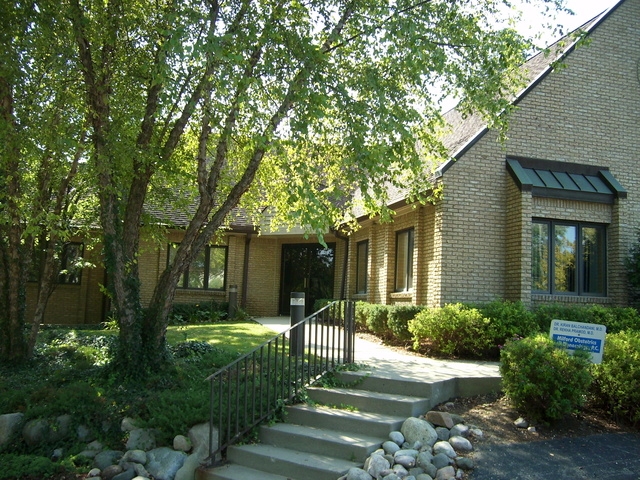 1181 N MILFORD RD, Milford, MI 48381