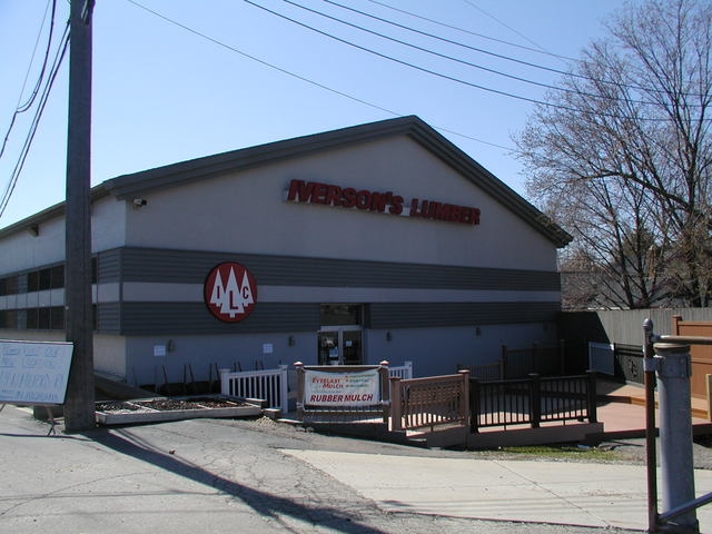300 Huron Street, Milford, MI 48381