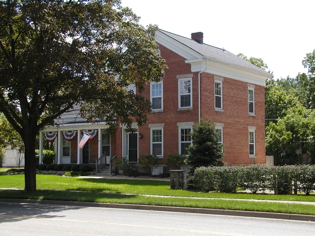213 W HURON ST, Milford, MI 48381