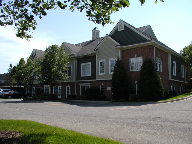 800 N Milford Rd, Milford, MI 48381