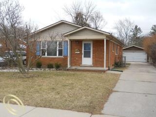 25461 Gibraltar Rd, Flat Rock, MI 48134