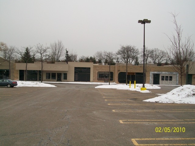 29649-29999 Northwestern Hwy., Southfield, MI 48034