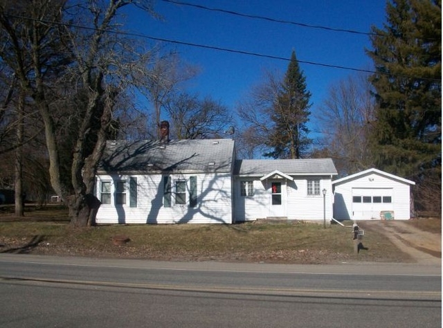 2204 South 11th Street, Kalamazoo, MI 49009