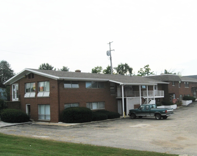 4225 West Main, Kalamazoo, MI 49006