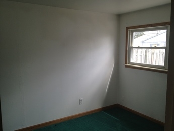 15373 Burr St, Taylor, MI 48180
