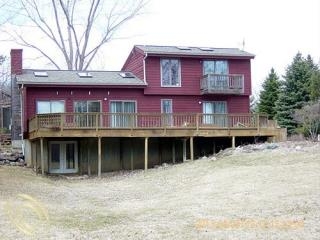 5809 N Herd Rd, Ortonville, MI 48462