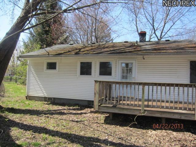 30 Circle Dr, Medina, OH 44256