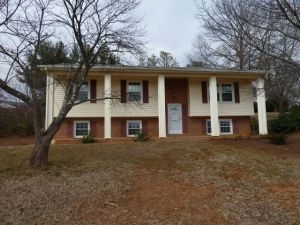 2725 Fletcher St, Salem, VA 24153