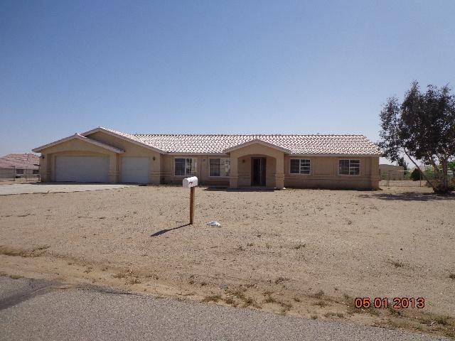 11035 Barada Rd, Victorville, CA 92392