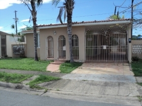 L-8 Calle 11 Urb Condado Moderno, Caguas, PR 00725