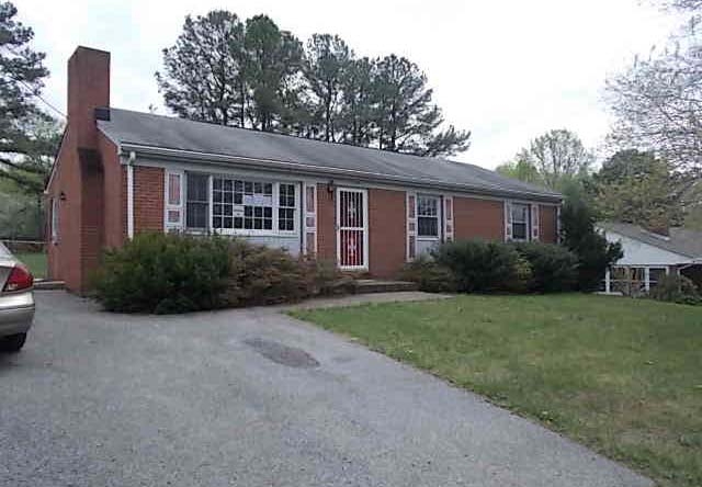 1115 Maiden Ln, Bedford, VA 24523