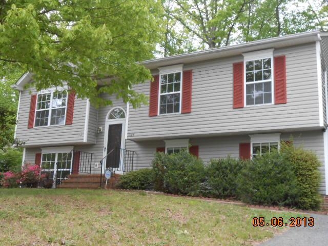 11105 Piedmont Landing Dr, Fredericksburg, VA 22407