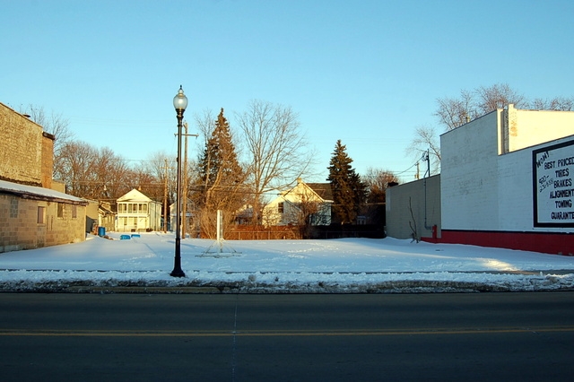 644 N Main St, Oshkosh, WI 54901