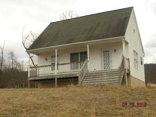46 Splinter Ln, New Market, VA 22844