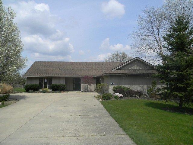 9293 Root Rd, North Ridgeville, OH 44039