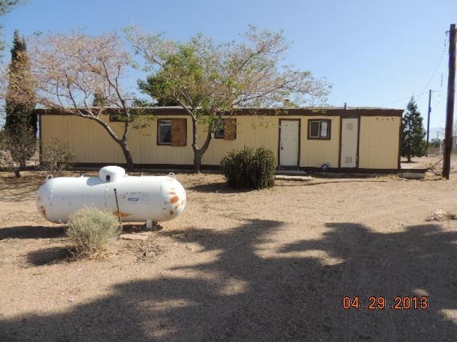 9879 2nd St, Victorville, CA 92392