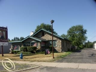 4431 Dixie Hwy, Waterford, MI 48329