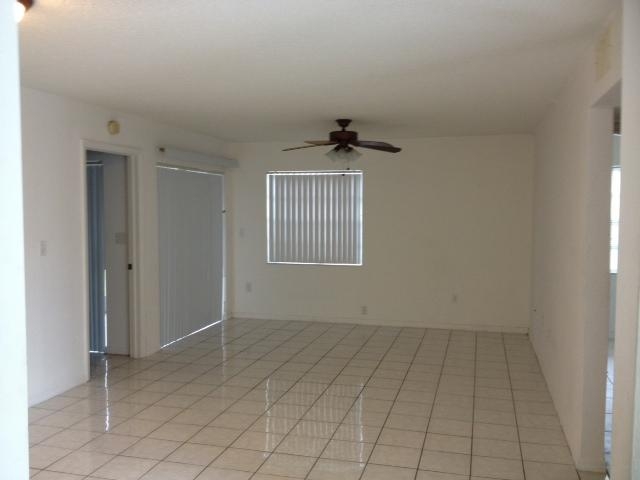 430 NE 210 CIR TERRACE # 102, Miami, FL 33179