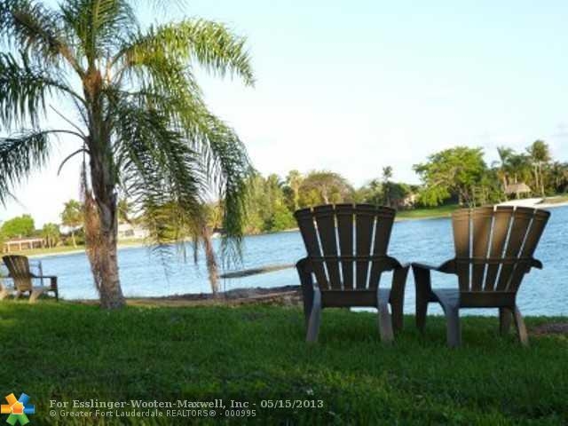 11012 SW 117TH ST, Miami, FL 33176