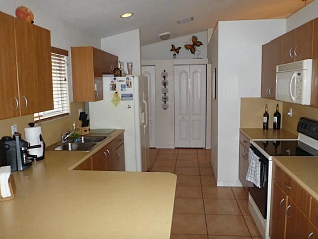 16274 SW 68 TE, Miami, FL 33193