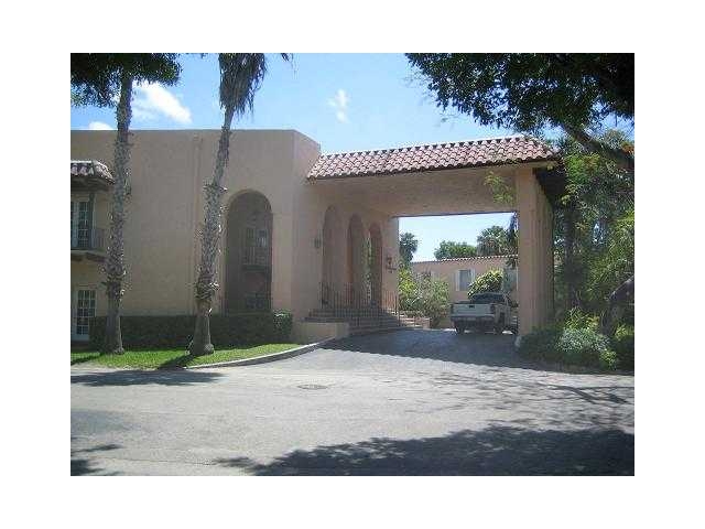 10748 N KENDALL DR # N-14, Miami, FL 33176