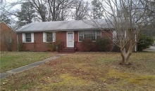 2247 Walton St Petersburg, VA 23805