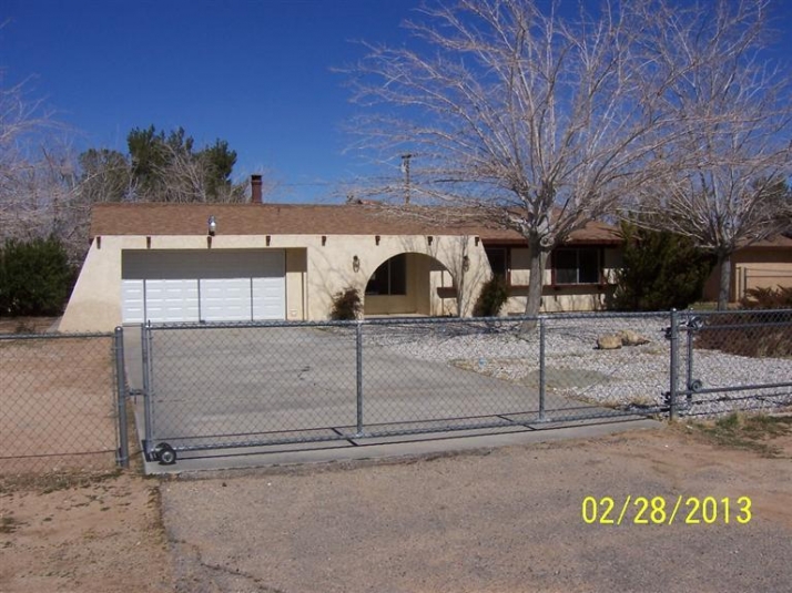 21066 Del Oro Rd, Apple Valley, CA 92308