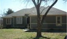 17733 W 335th St Paola, KS 66071