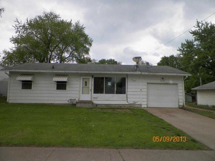 212 29th Ave N, Clinton, IA 52732