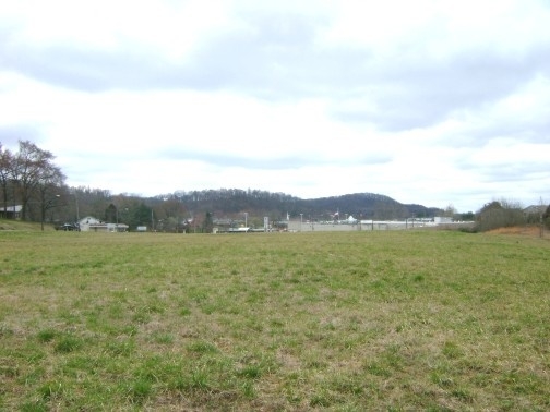 1323 East Main Street, Rogersville, TN 37857