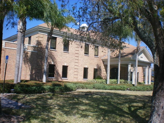 5501 W. Gray Street, Tampa, FL 33609