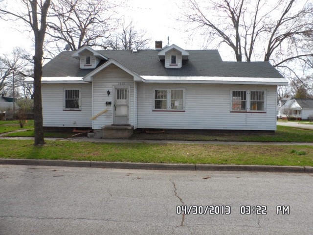 1555 Burton Rd, Muskegon, MI 49442