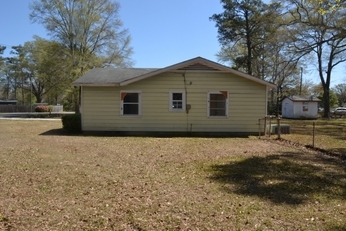 106 Vine St, Bay Minette, AL 36507