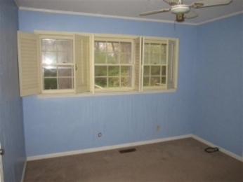 4904 Dove Creek Ave, Northport, AL 35473