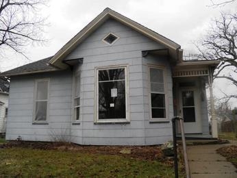 512 Woodlawn Ave, Muscatine, IA 52761