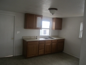 910 Cherry Ln, Pueblo, CO 81005