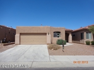 333 E Calle Criba, Green Valley, AZ 85614