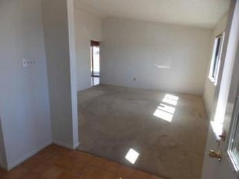 173 S Golfwood Dr E, Pueblo, CO 81007