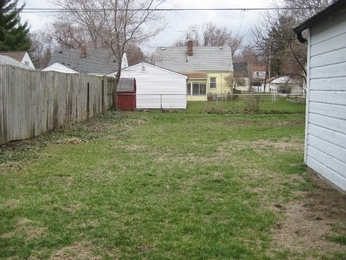 4358 1st St, Wayne, MI 48184