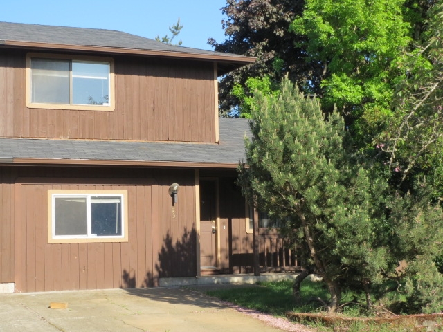 193 62nd Place, Springfield, OR 97478
