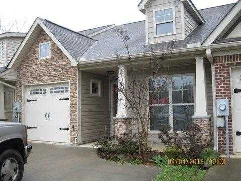 2005 Rossburg Pl, Calera, AL 35040